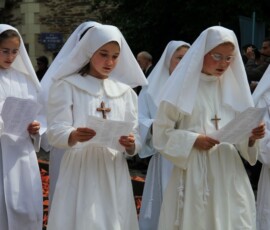 Festum Sanctissimi Corporis Christi Angers A.D. 2013