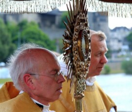 Festum Sanctissimi Corporis Christi Angers A.D. 2013