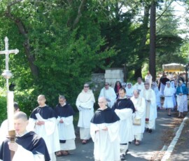 Festum Sanctissimi Corporis Christi Avrillé A.D. 2012